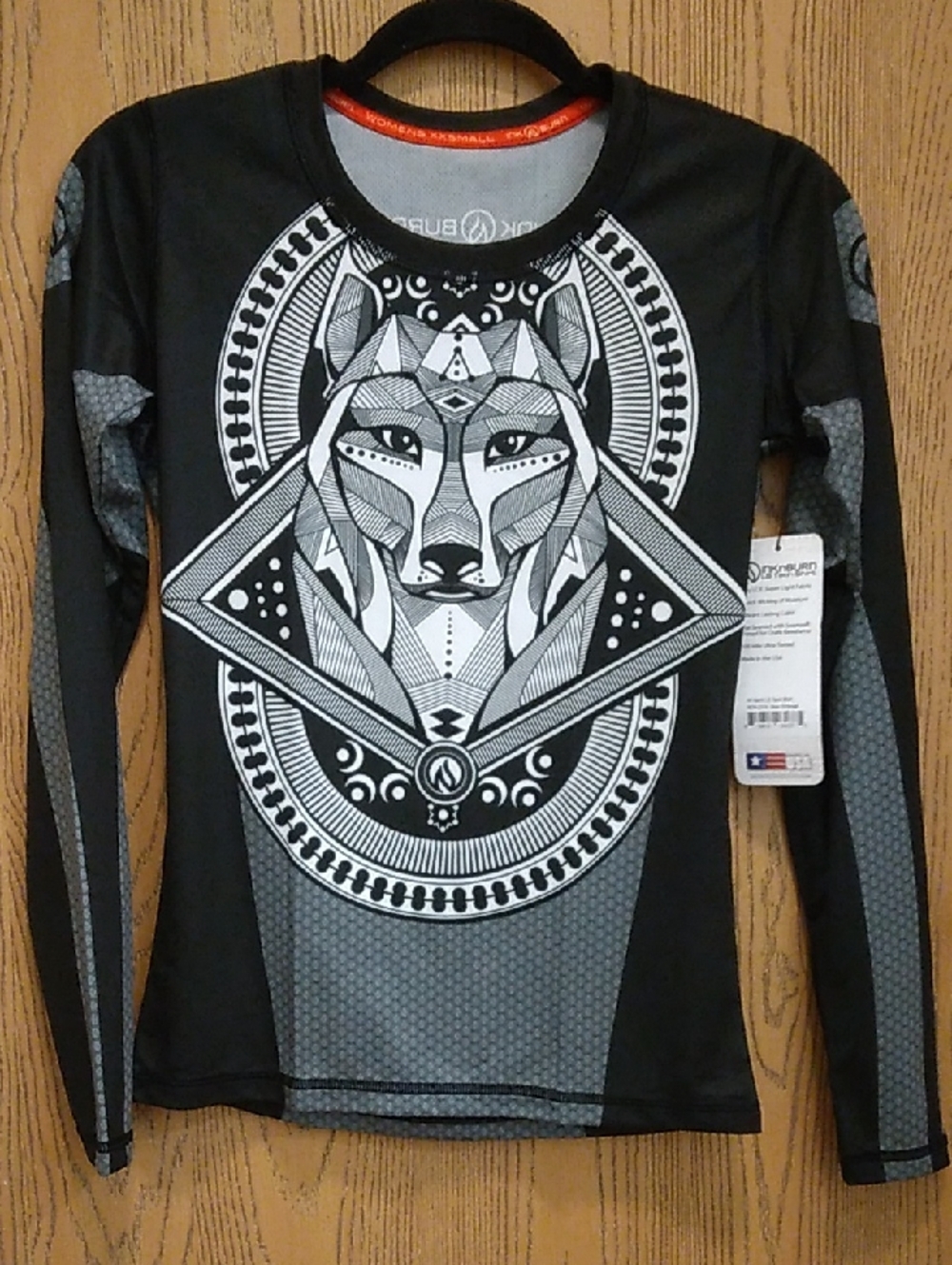 INKnBURN Wolf Hachi Long Sleeve Tech Shirt Running Top